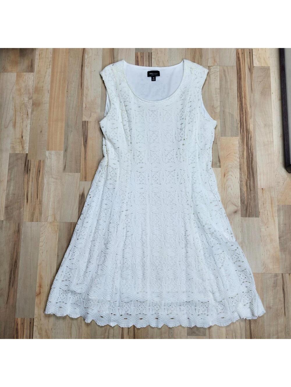 RN Studios Women's White Sleeveless Eyelet Lace Dress Size 16